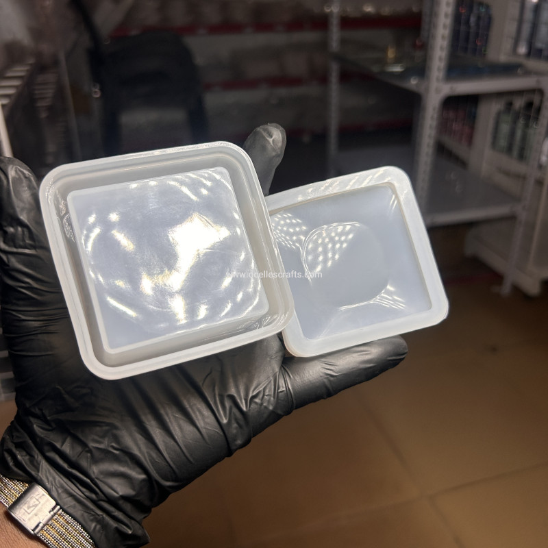 Square Shaped Storage Mold With Lid