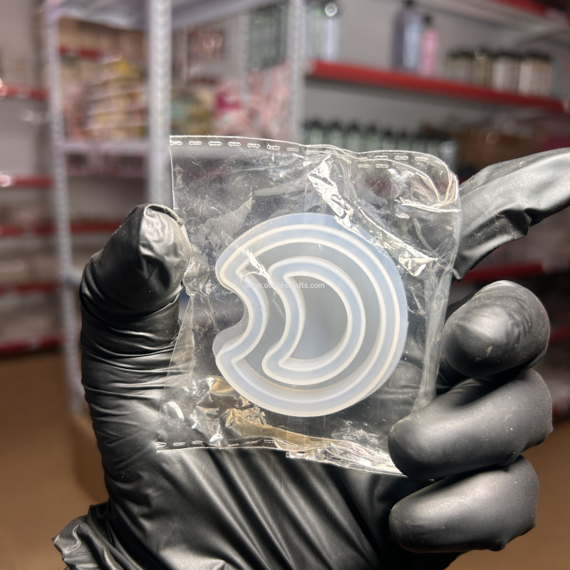 Crescent Shaker Keychain Mold