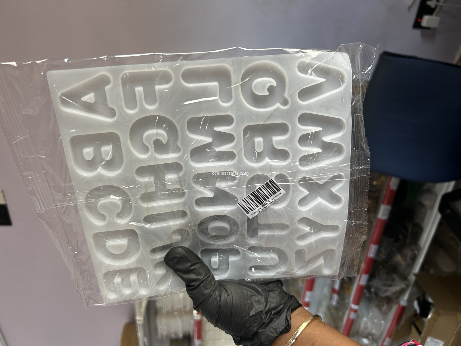 Large round edge Alphabet Keychain mold