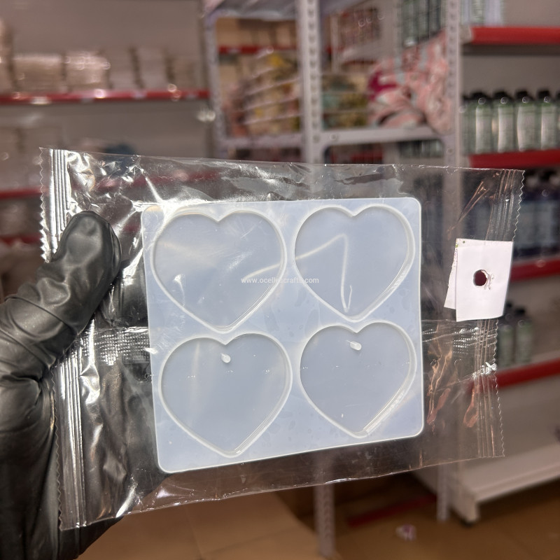 4 Cavity Heart Keychain Mold