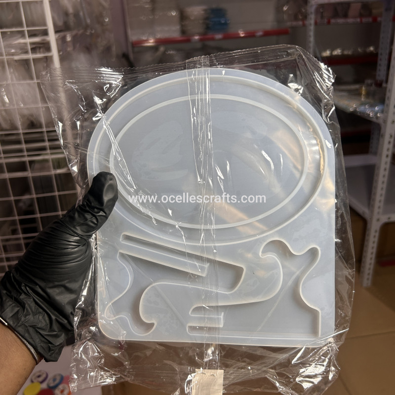 Oval Picture Frame Mold With Easel Stand