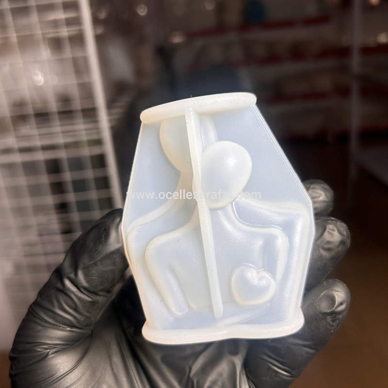 Cute Hugging Couple decor Mold